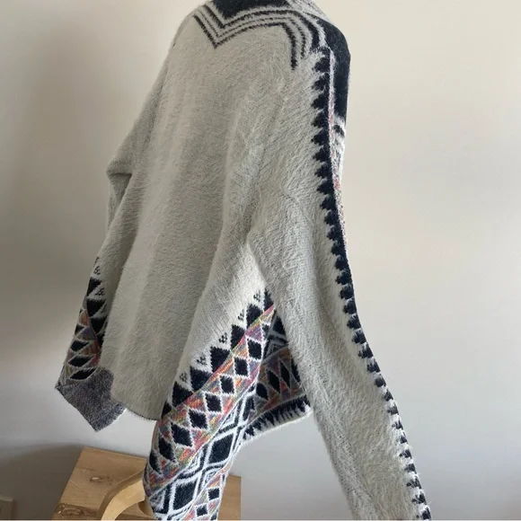 NWT White Open Front Shawl Collar Aztec Southwest Boho Print Cardigan Sweater - Picture 5 of 7